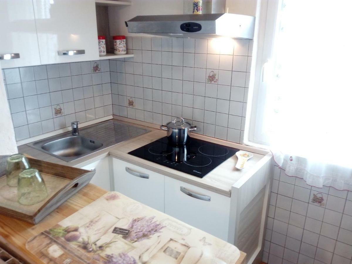 Como Ricky Apartment Cavallasca Εξωτερικό φωτογραφία